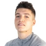 L. de León profile
